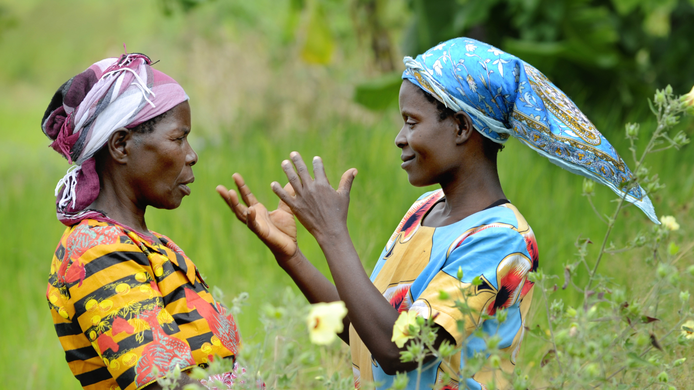 CCPM Malawi women field flowers